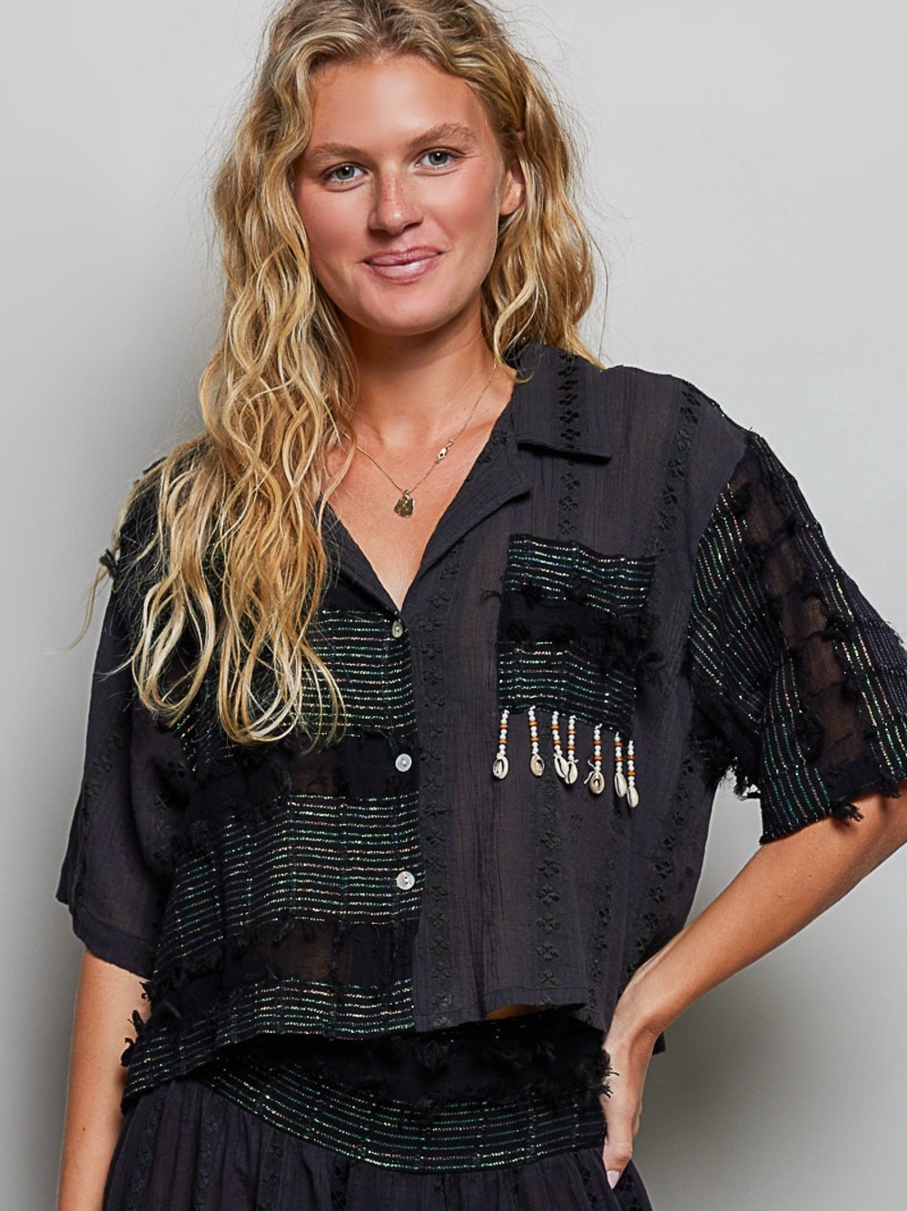 T55. POL Black Button-Front Cropped Shirt with Bead & Shell Accents